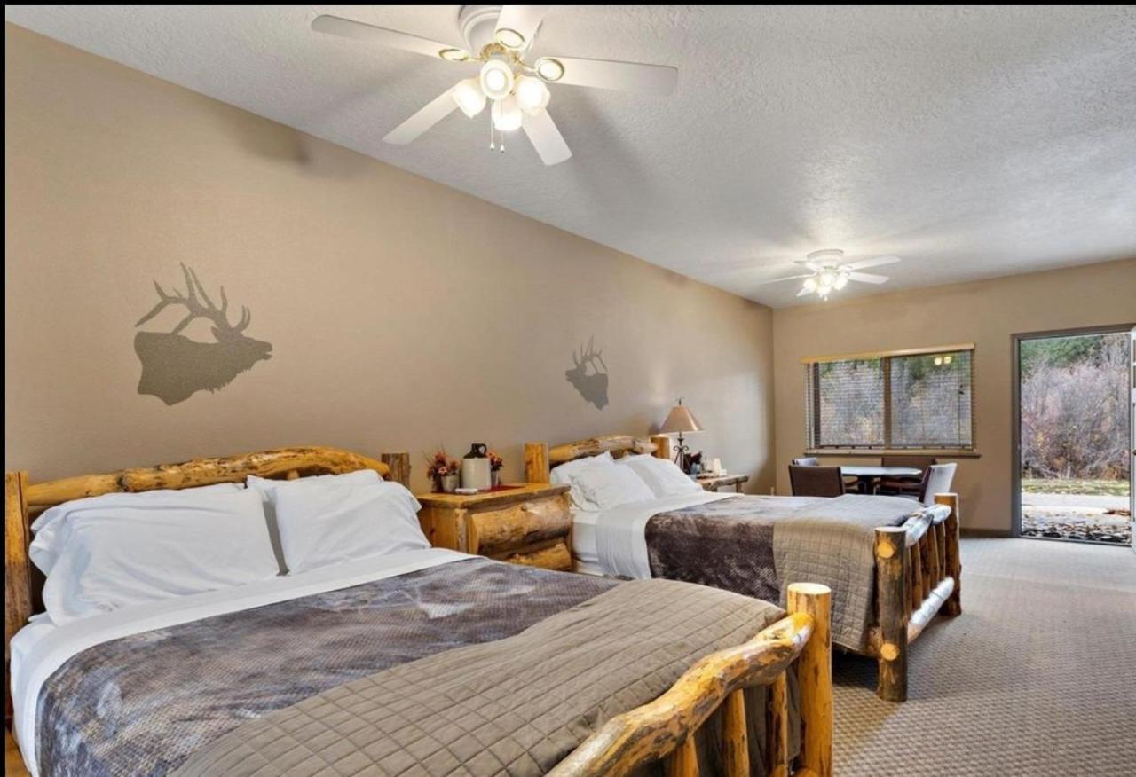 Southfork Lodge - Riverside Inn Lowman Exteriér fotografie