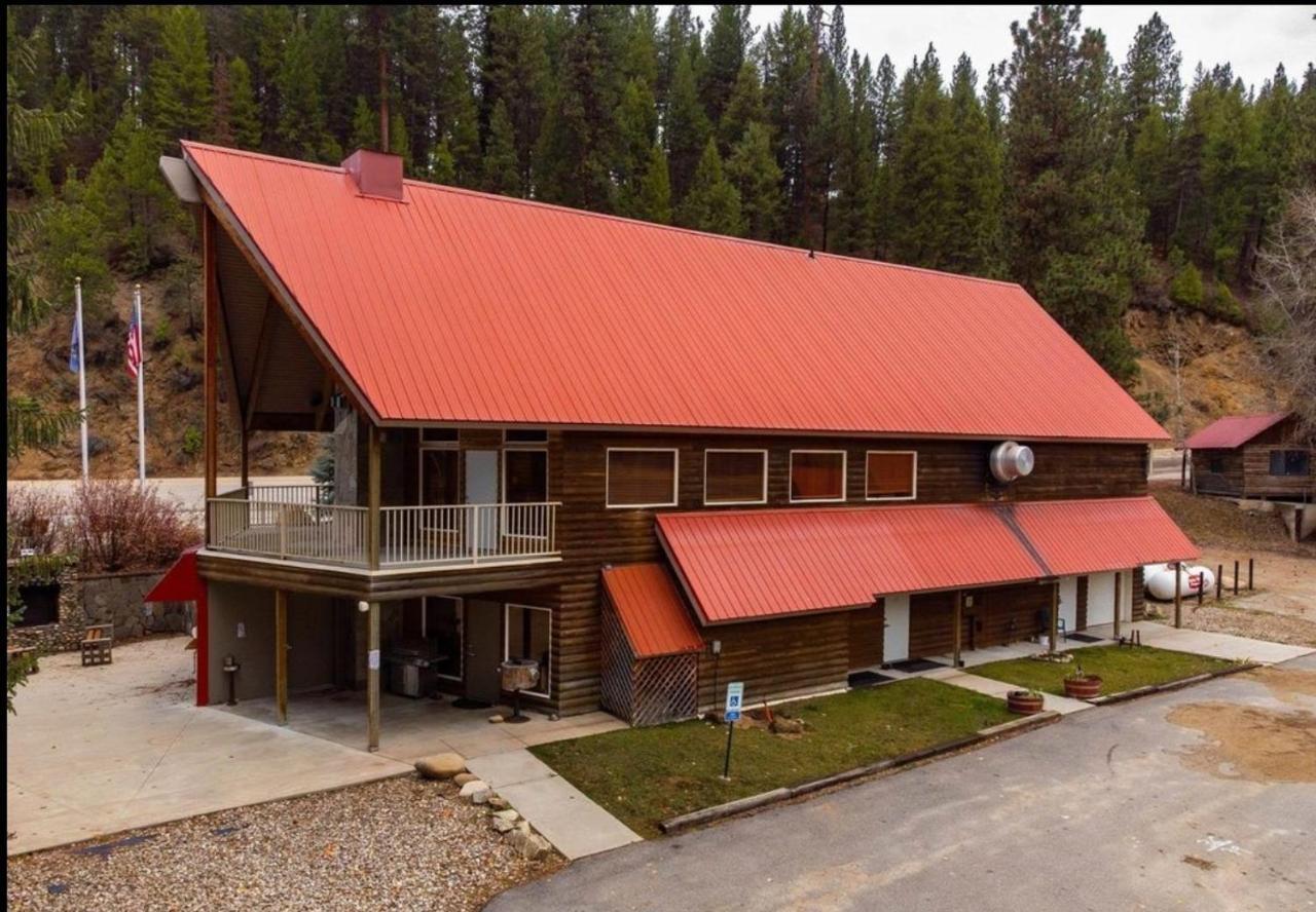 Southfork Lodge - Riverside Inn Lowman Exteriér fotografie